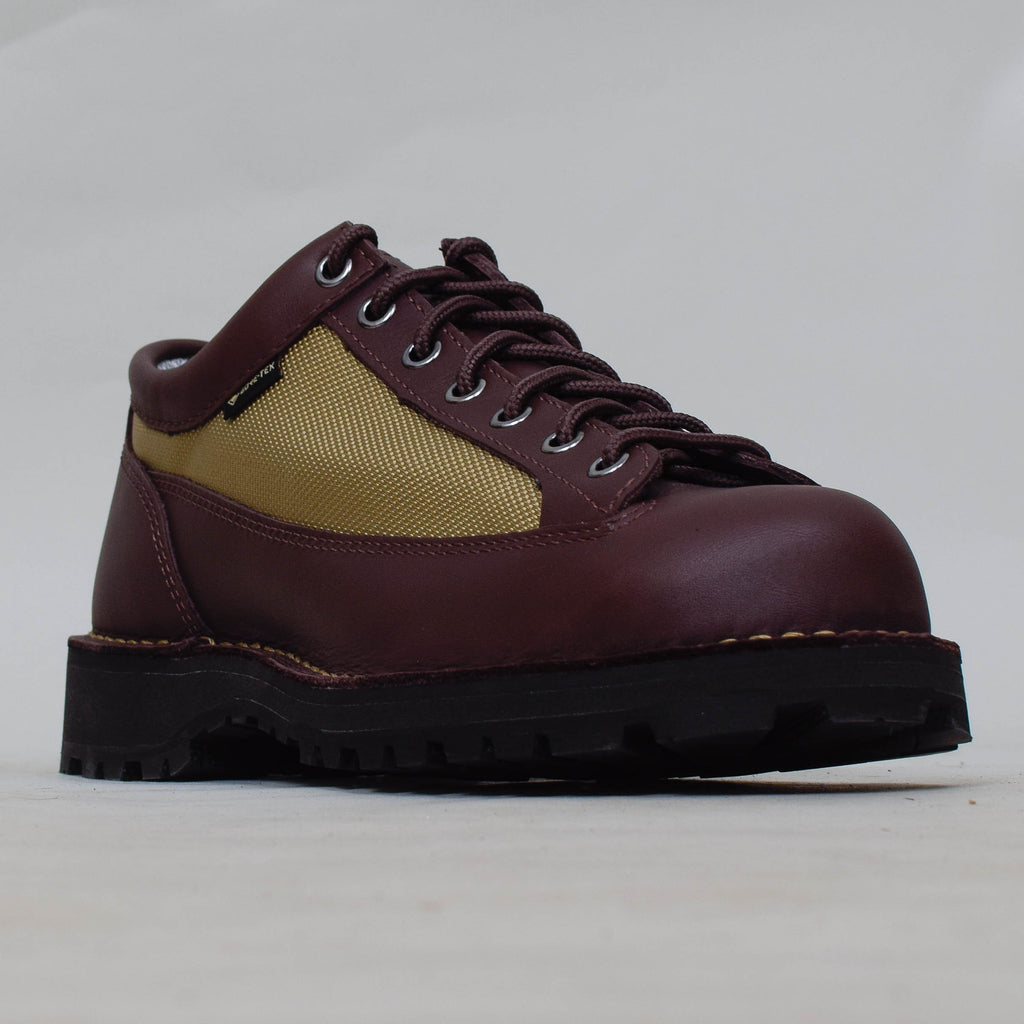 靴 [Danner] W'S DANNER FIELD LOW KESTIN | Danner Field Low GORE-TEX Shoes in Pine – Kestin