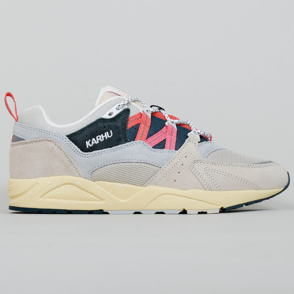 Karhu Fusion 2.0 - Whitecap Gray / Cayenne