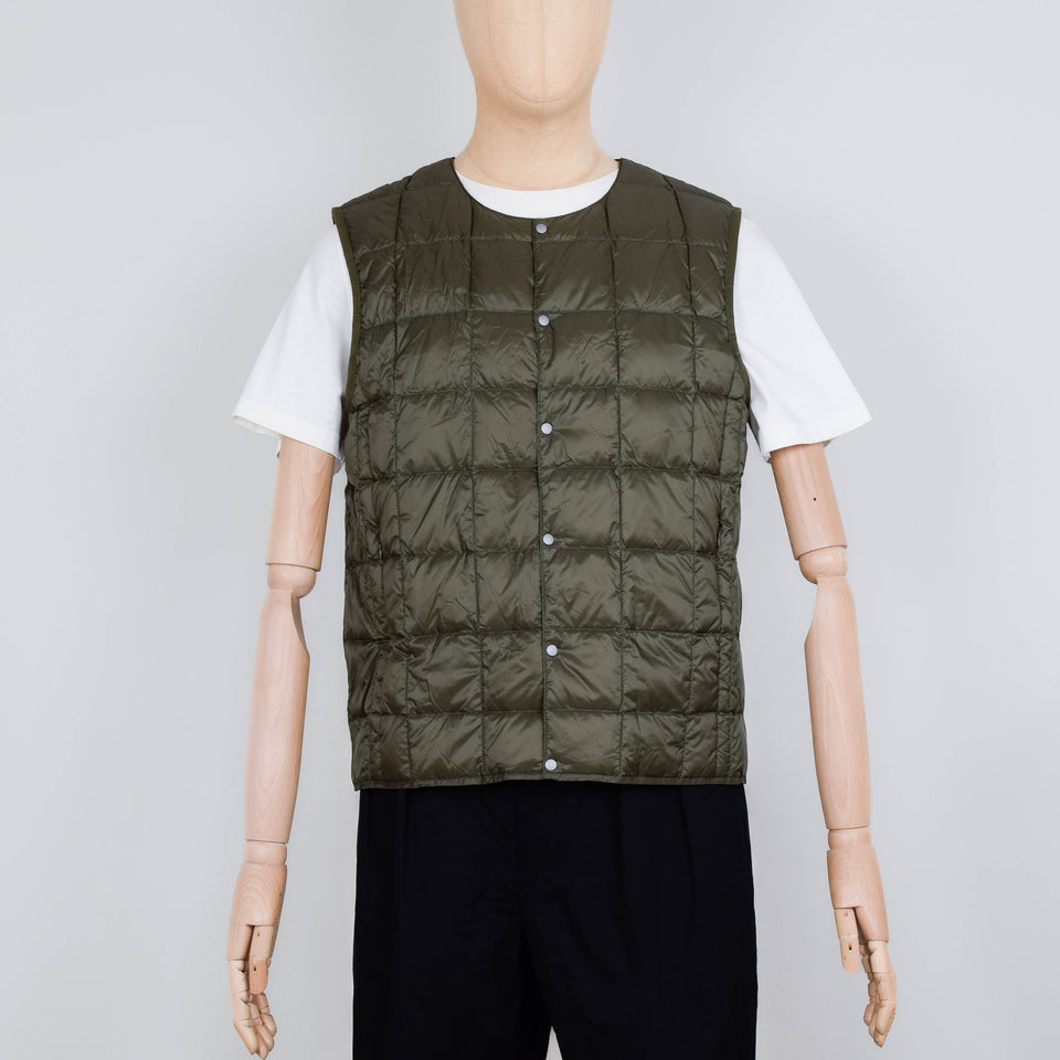 Taion 004 Crew Neck Button Down Vest - Dark Olive