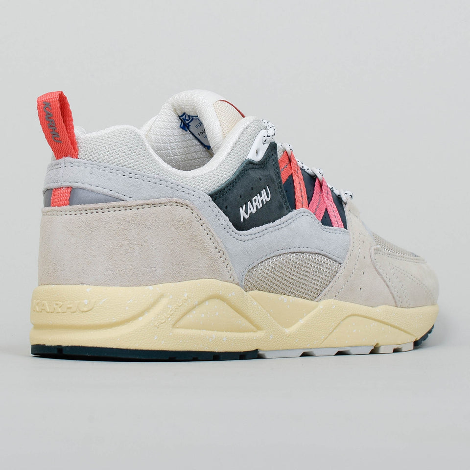 Karhu Fusion 2.0 - Whitecap Gray / Cayenne