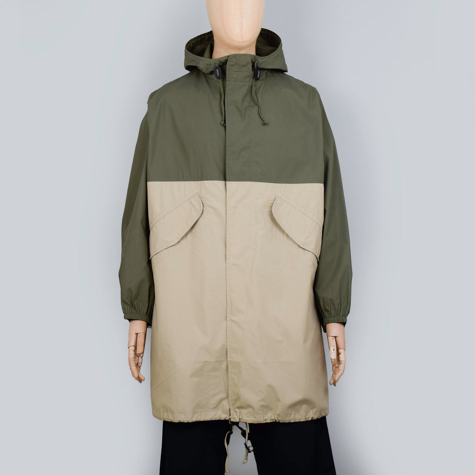 Universal Works Recycled Poly Tech Beach Parka - Olive / Sand