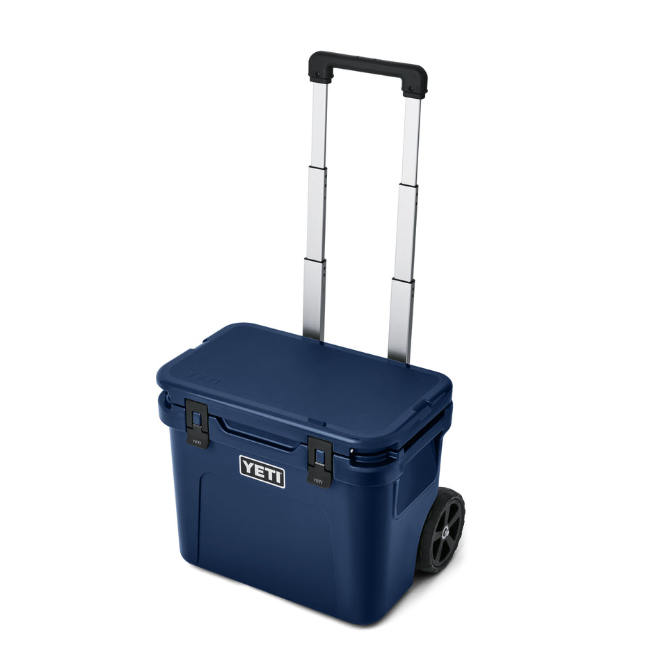 YETI Roadie 32 Wheeled Cool Box - Navy (incl. £15.00 UK Shipping)