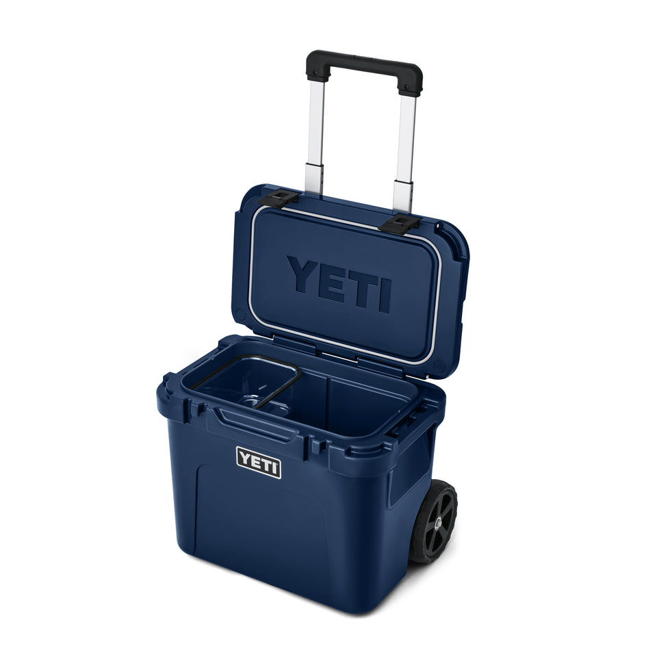 YETI Roadie 32 Wheeled Cool Box - Navy (incl. £15.00 UK Shipping)