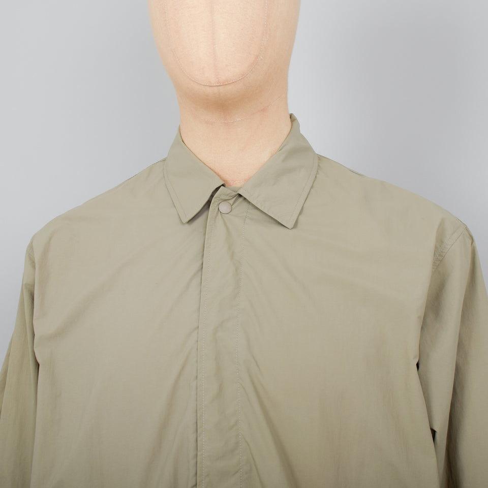 Uniform Bridge Fishtail Shirt - Beige