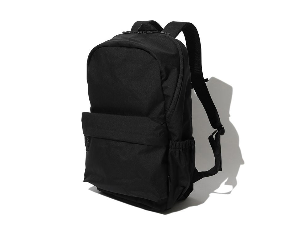 Snow Peak Men's Everyday Use Backpack in Black Snow Peak
