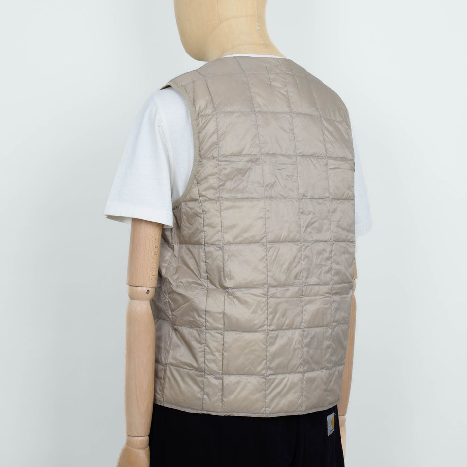 Taion 004 Crew Neck Button Down Vest - Sand Beige