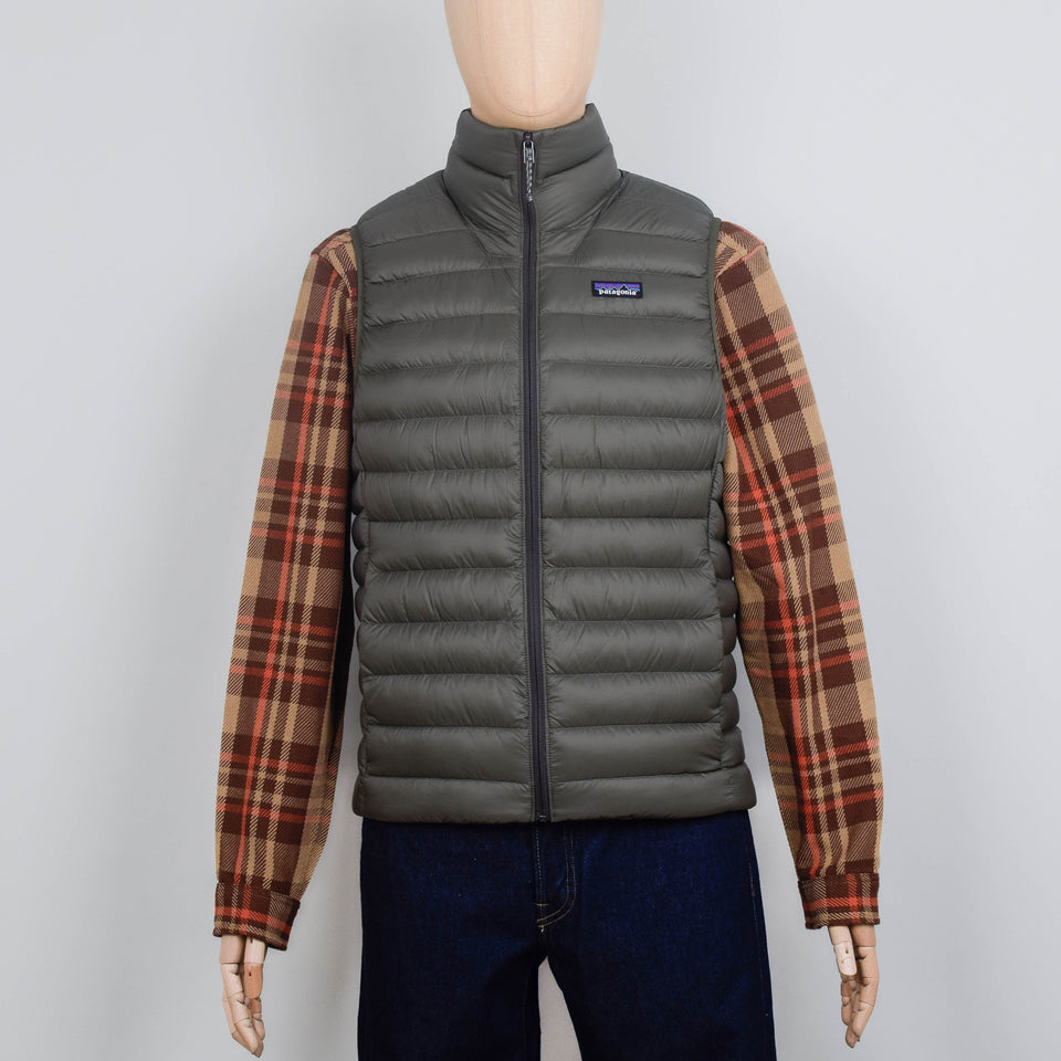 Patagonia M's Down Sweater Vest - Pine Needle Green