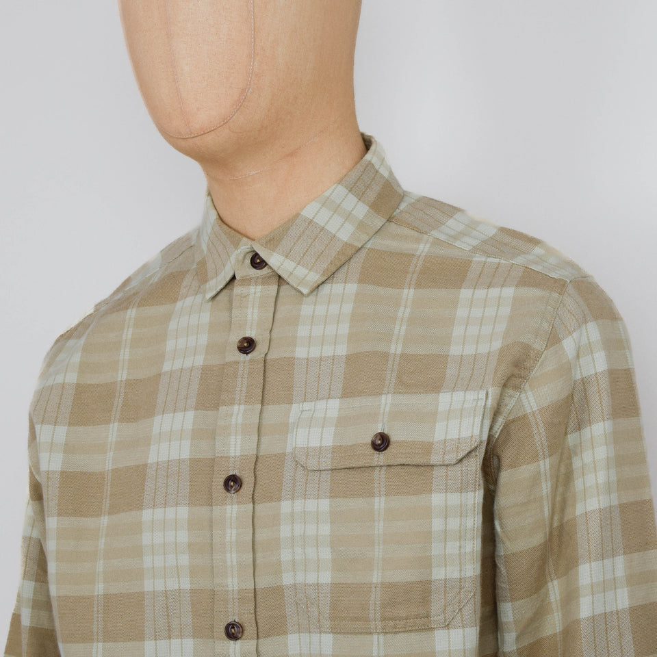 Patagonia M's L/S LW Fjord Flannel Shirt - Builder: Weathered Stone