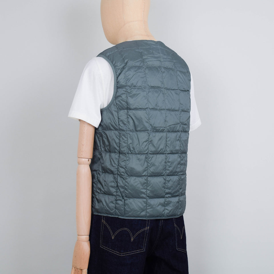 Taion 004 Crew Neck Button Down Vest - D.Sage Green