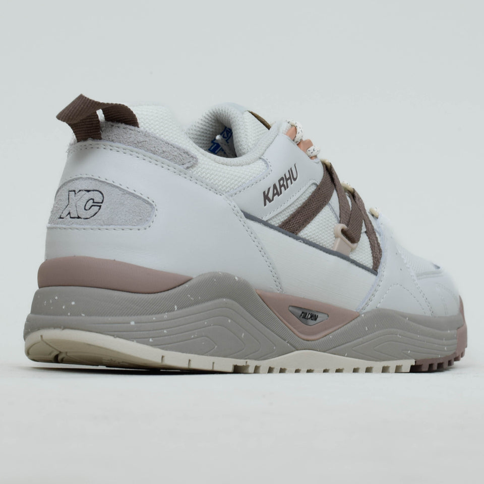 Karhu Fusion XC - Lily White / Pine Bark