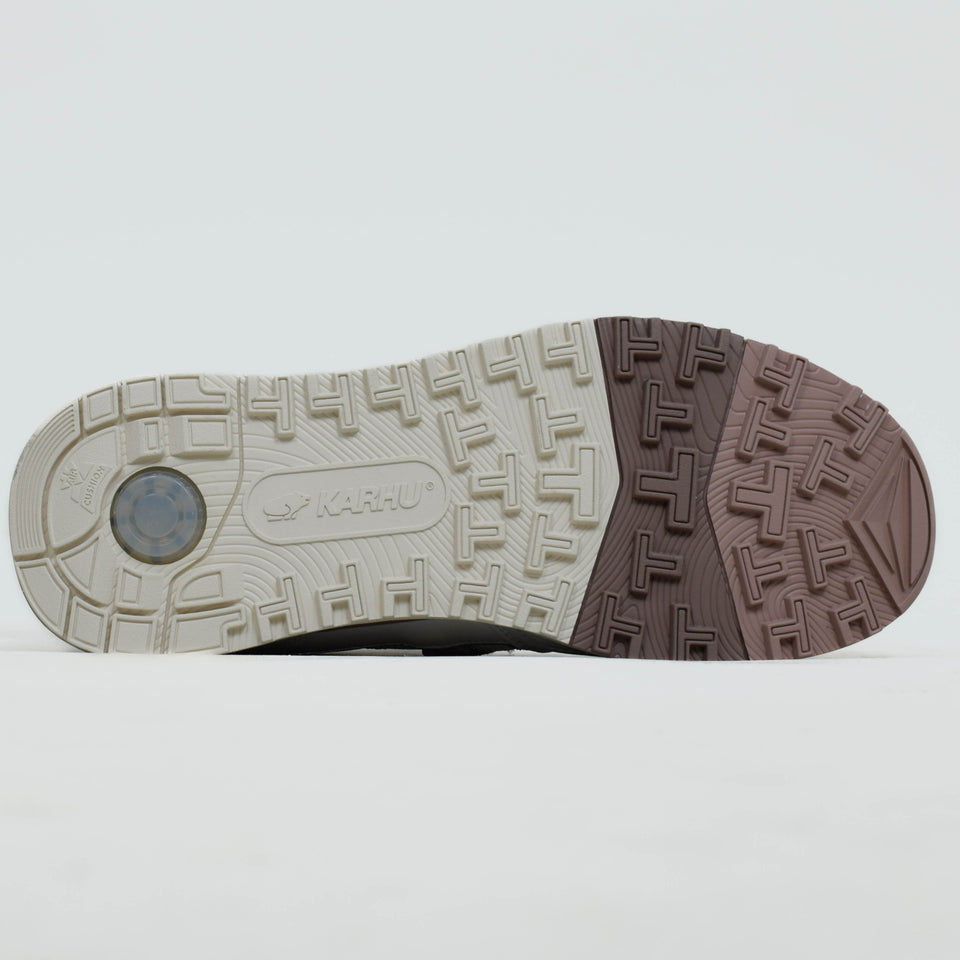 Karhu Fusion XC - Lily White / Pine Bark