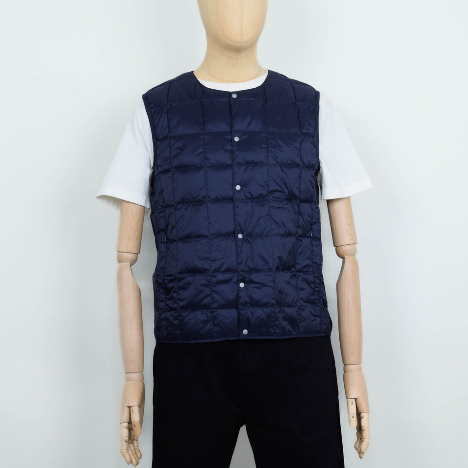 Taion 004 Crew Neck Button Down Vest - Navy