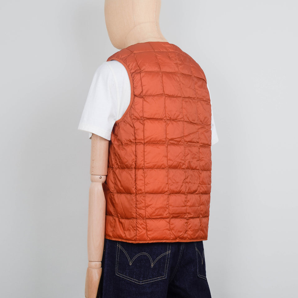 Taion 004 Crew Neck Button Down Vest - Brick Orange