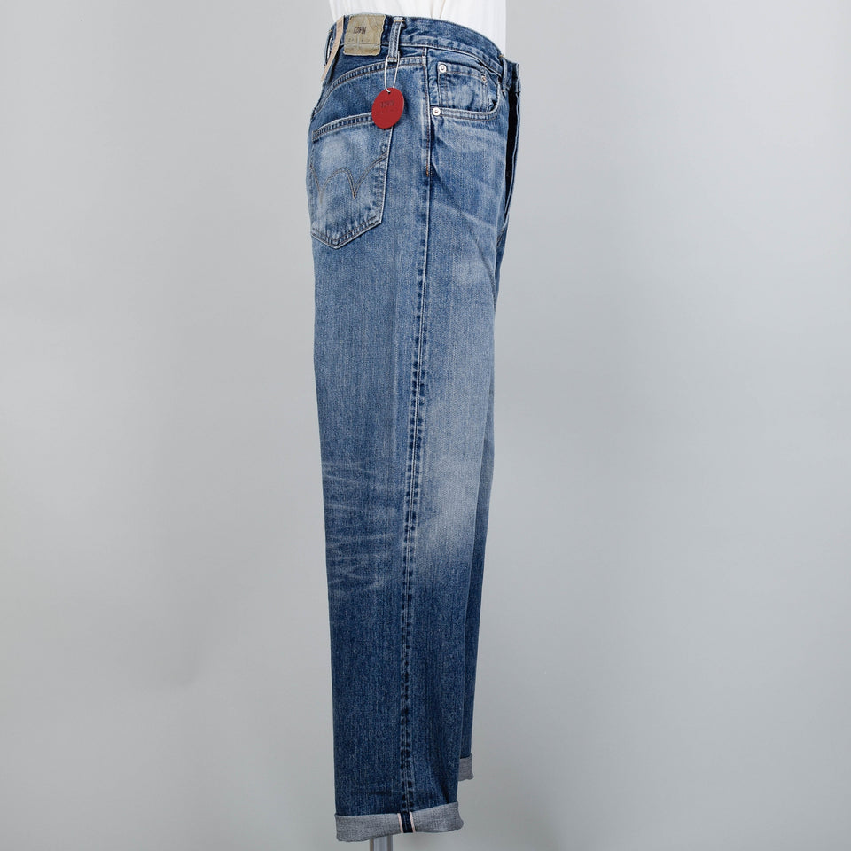 Edwin Loose Tapered Kurabo - Recycled Denim, Blue Light Used, Red Selvage 14oz