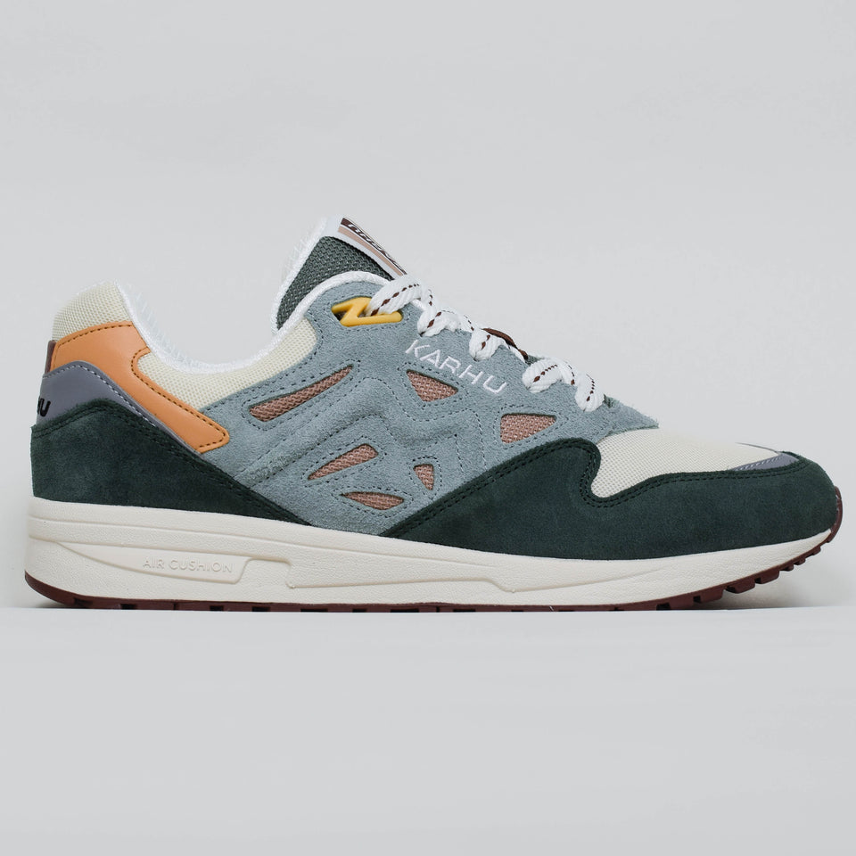 Karhu Legacy 96 - Laurel Wreath / Warm Taupe