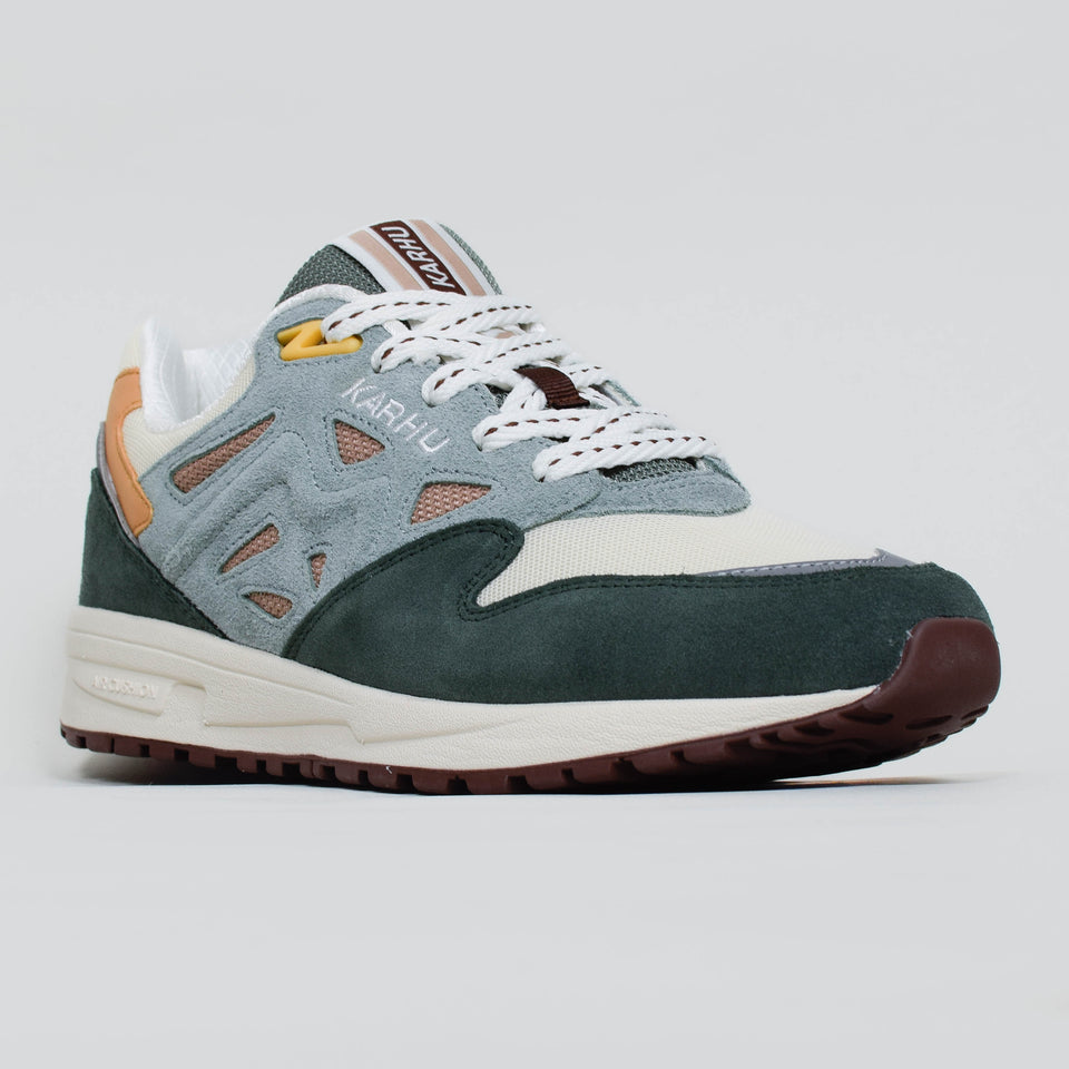 Karhu Legacy 96 - Laurel Wreath / Warm Taupe