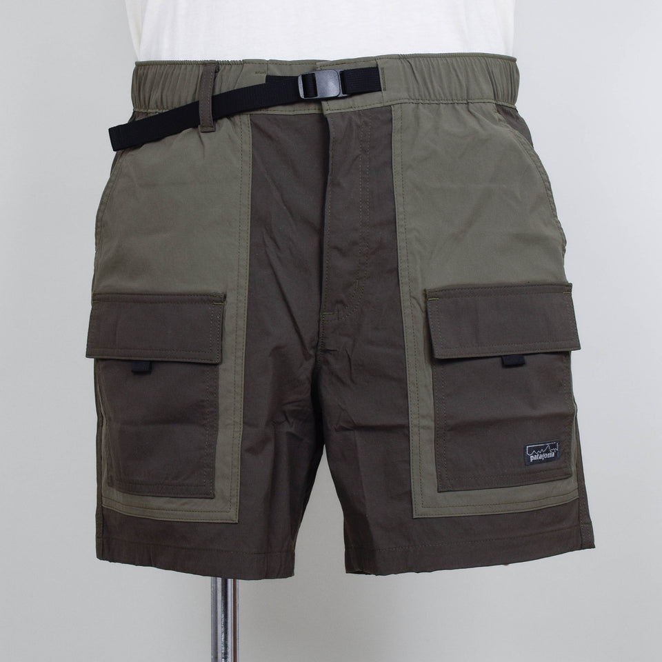 Patagonia Outdoor Everyday Shorts 6 in. - Pine Needle Green