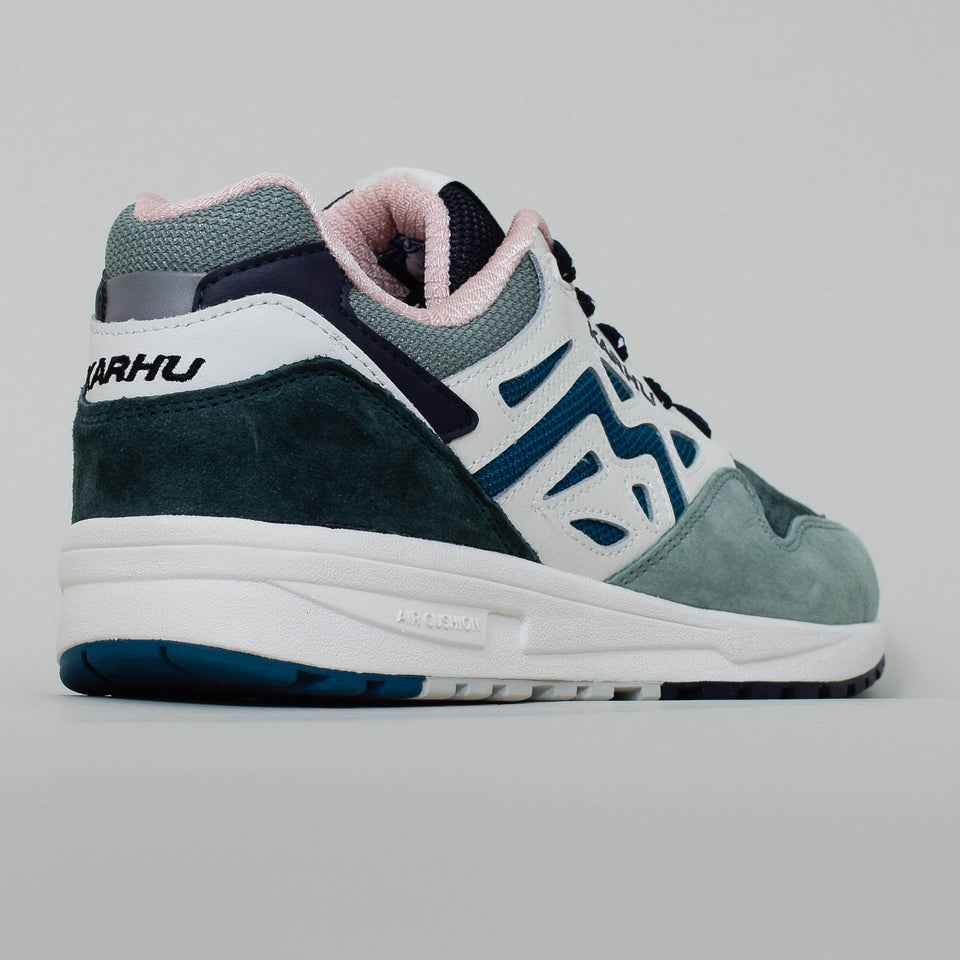 karhu legacy 96 iceberg green/ lily white Karhu Legacy 96