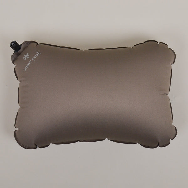 Snow Peak Stretch Pillow – Liquor Store