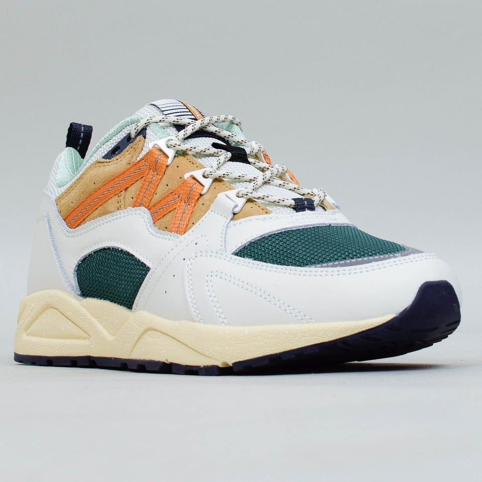 Karhu Fusion 2.0 - Lily White / Nugget