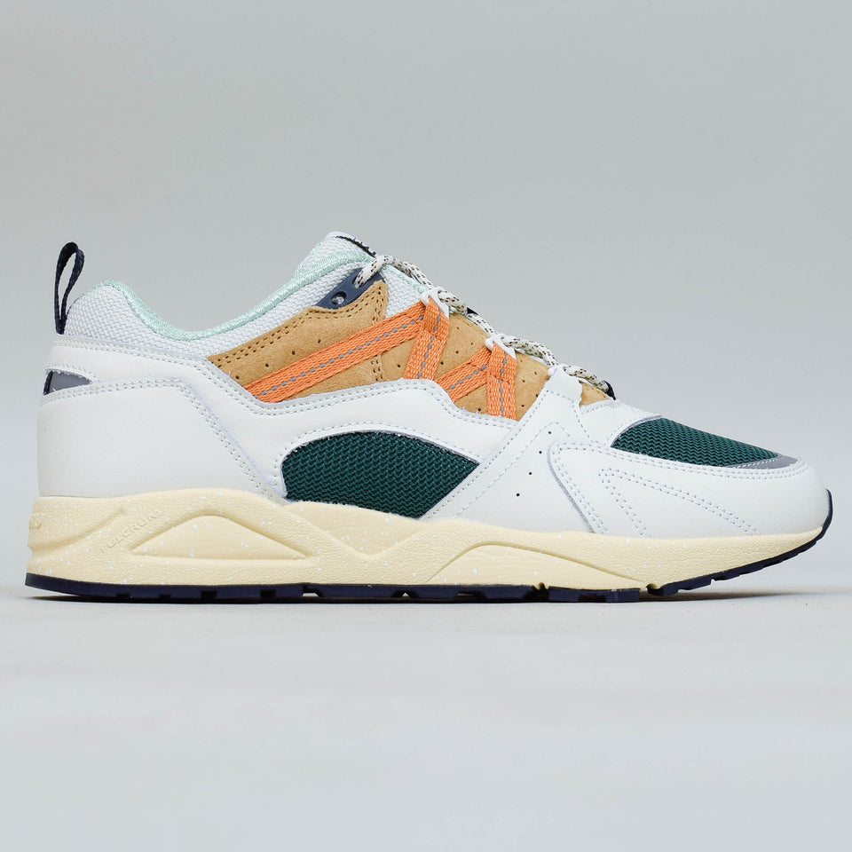 Karhu Fusion 2.0 - Lily White / Nugget